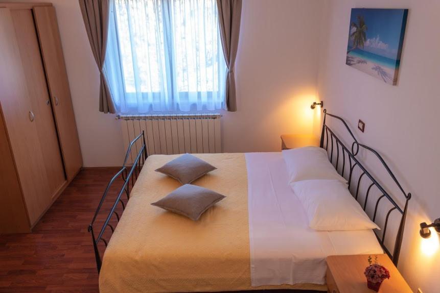 Apartments Ellen Banjole Εξωτερικό φωτογραφία