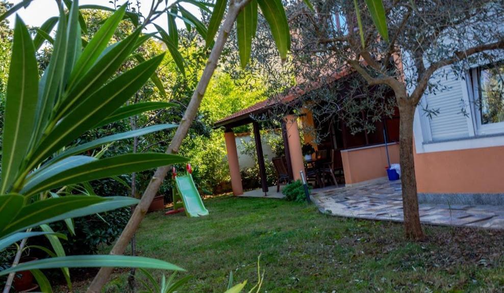 Apartments Ellen Banjole Εξωτερικό φωτογραφία